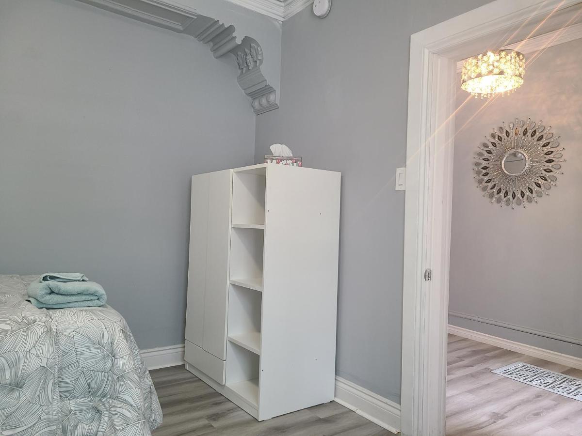 Downtown Ottawa Spacious Room Accommodation Exterior photo